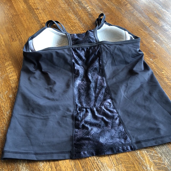 Brooks built in bra tank - Picture 4 of 6